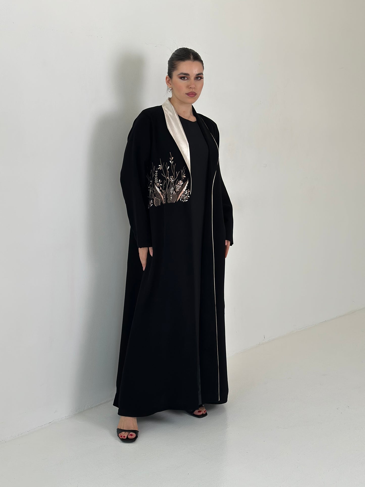 Queen's Bloom - زهر الملكة