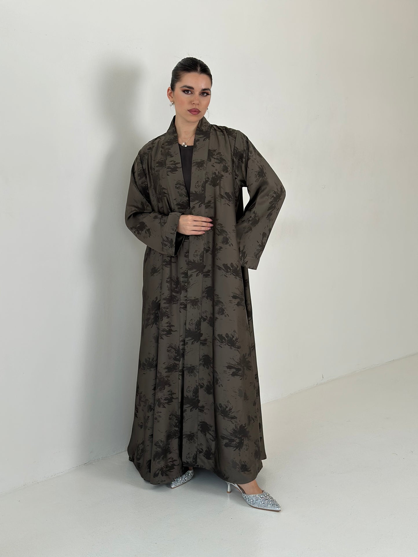 Silk Trinity - ثلاثية الحرير