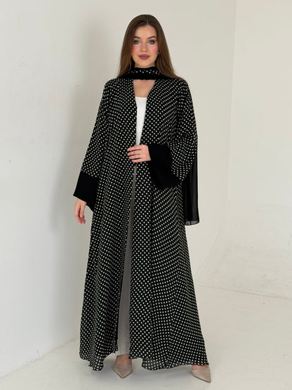 Polka Dot عباية بولكا دوت