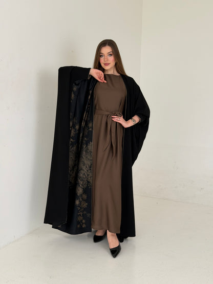 Zahia عباية زاهية
