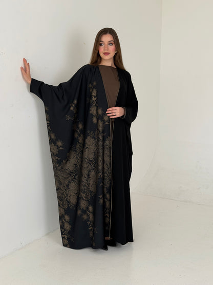 Zahia عباية زاهية