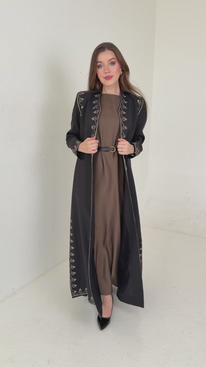 Sultanah عباية بليزر سلطانة