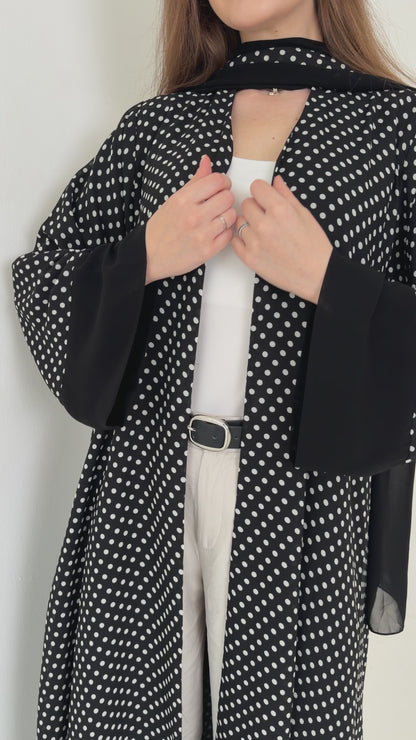 Polka Dot عباية بولكا دوت